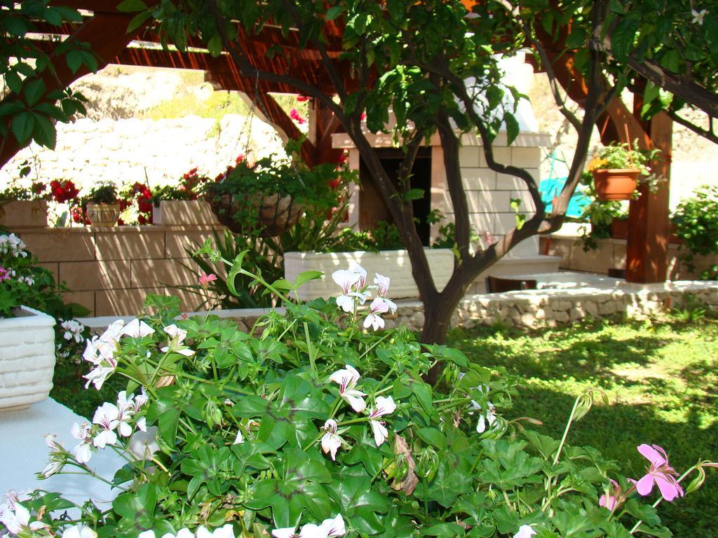 Apartments Villa Sunce Dugi Rat Extérieur photo