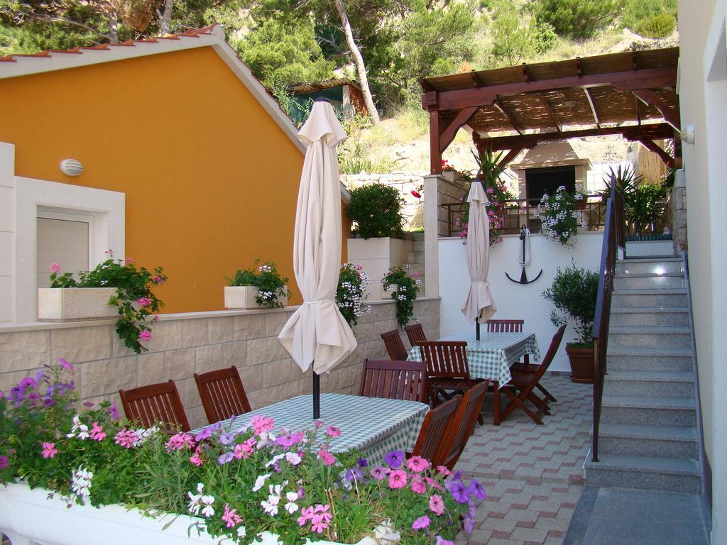 Apartments Villa Sunce Dugi Rat Extérieur photo