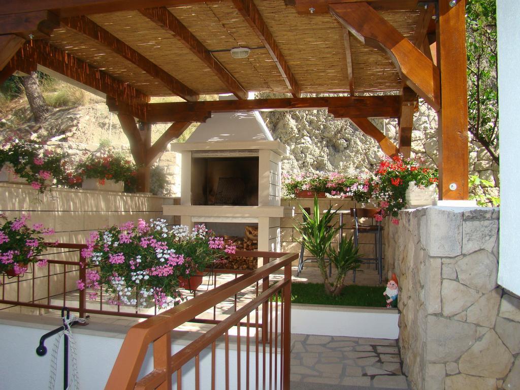 Apartments Villa Sunce Dugi Rat Extérieur photo